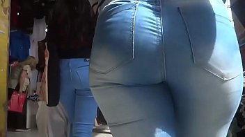 Candid Ass Walking In Tight Jeans