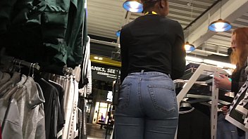 Store Worker Booty 4