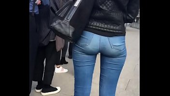 Tight Jeans 6