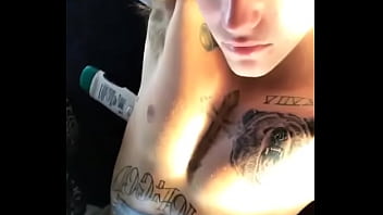 Justin Bieber Armpit Hairy
